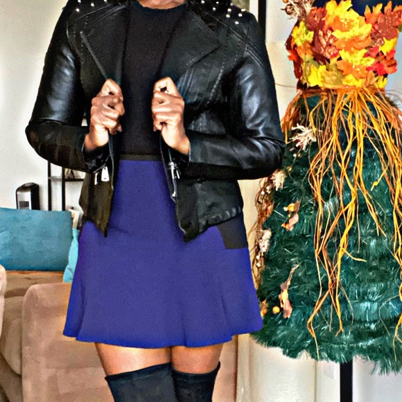 Mini skirt - Picture 2 of 3